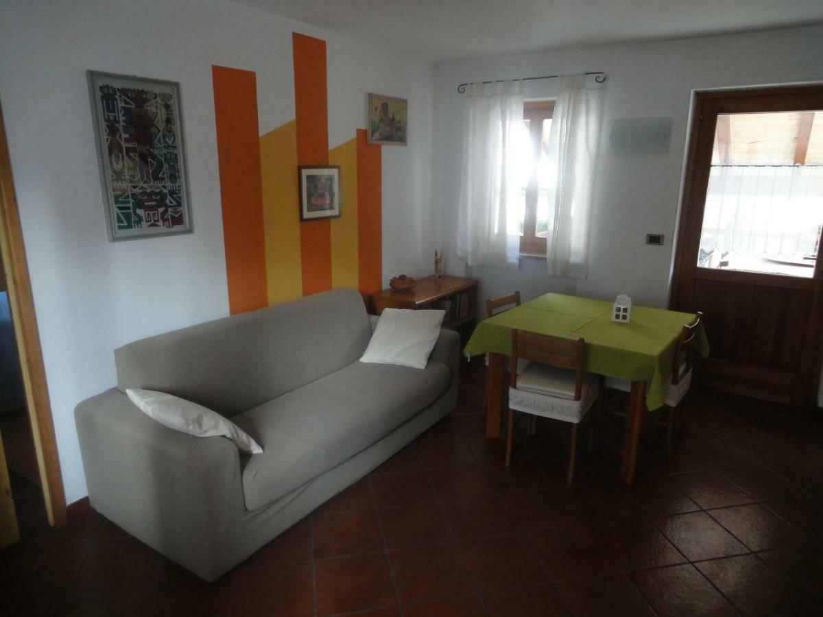 Martorey Cir 10 Verrès Екстериор снимка